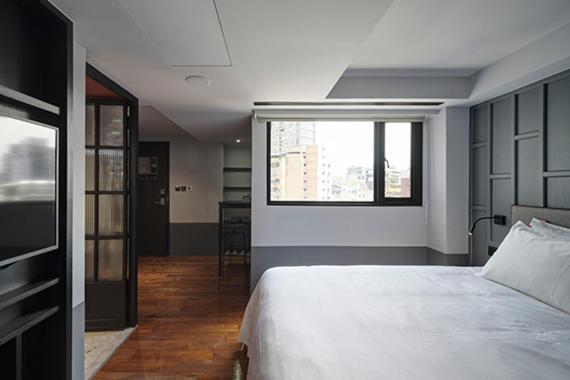 Reddot Hotel Taichung Bagian luar foto