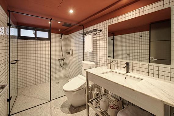 Reddot Hotel Taichung Bagian luar foto