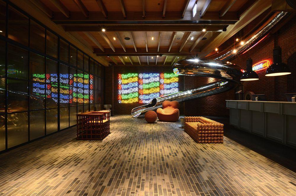 Reddot Hotel Taichung Bagian luar foto